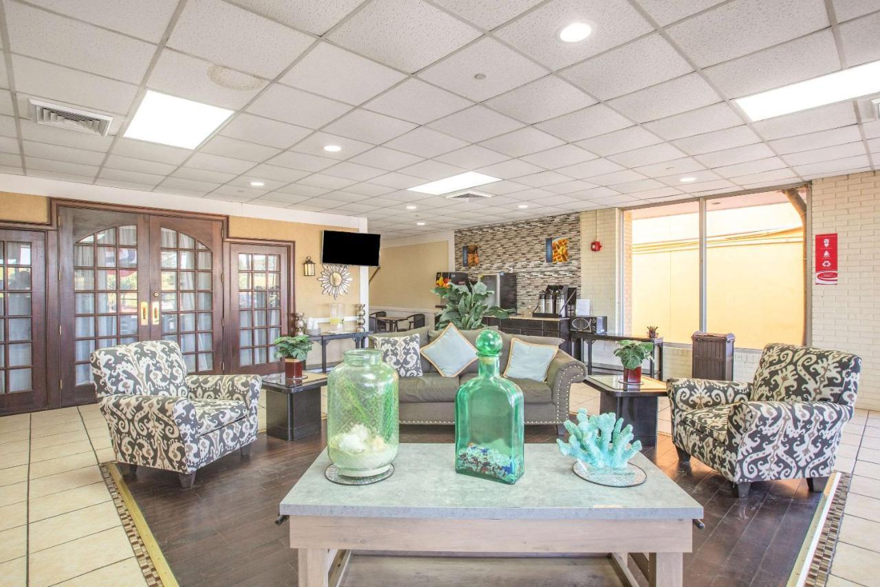 Econo Lodge Choice Hotels I 95 Savannah Gateway 24 Hour Fitness Center On Site Guest Laundry On Site Perkins Restaurant Georgetown Eksteriør billede