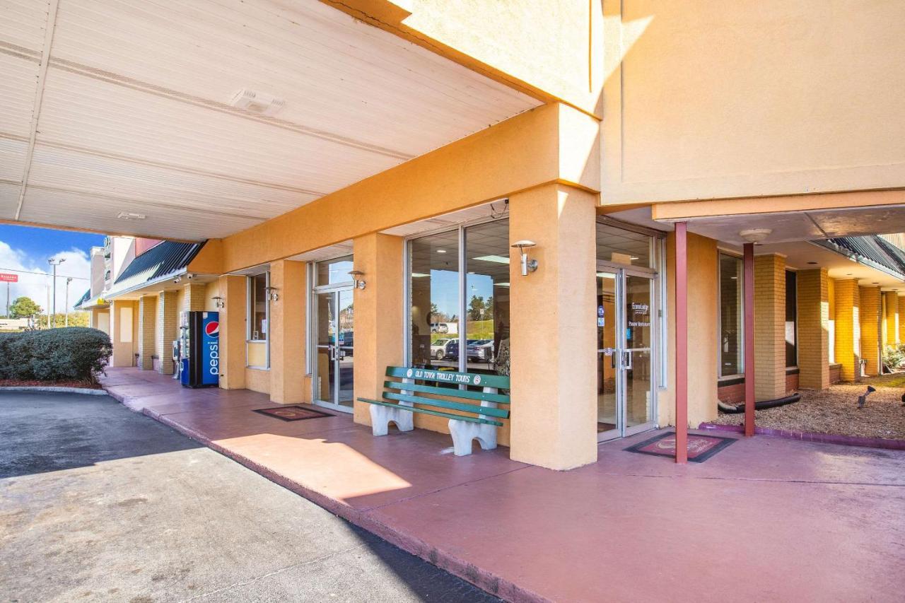 Econo Lodge Choice Hotels I 95 Savannah Gateway 24 Hour Fitness Center On Site Guest Laundry On Site Perkins Restaurant Georgetown Eksteriør billede