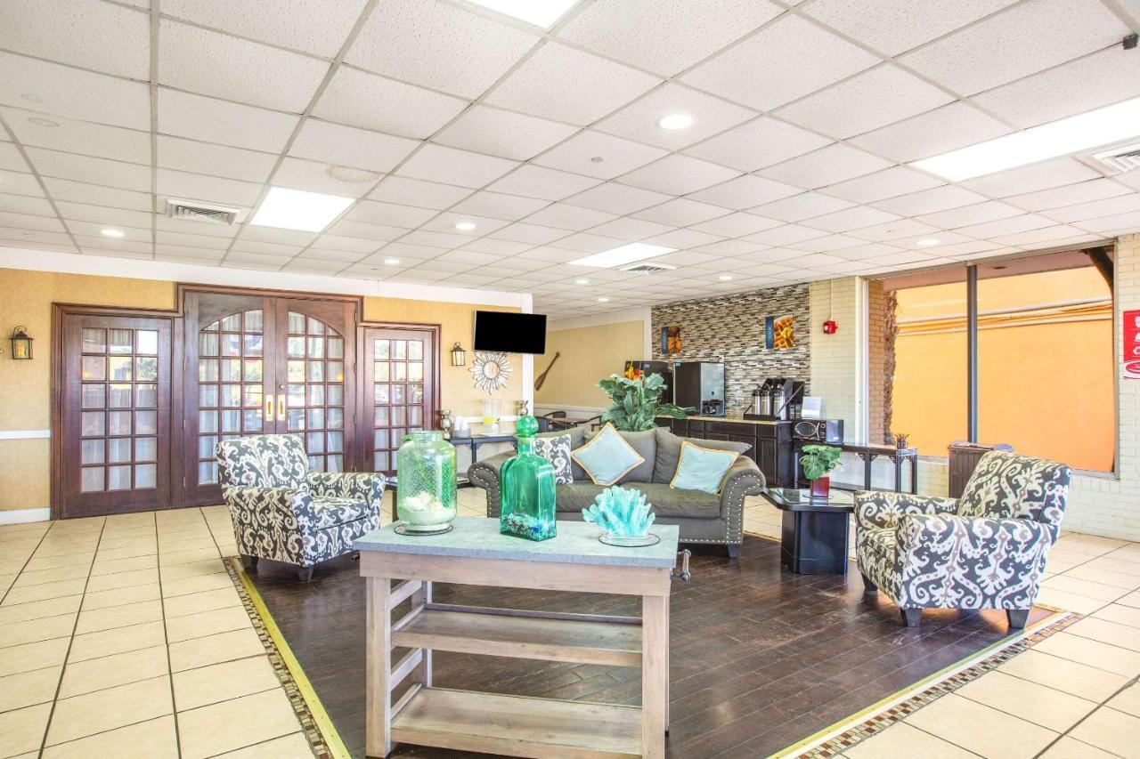Econo Lodge Choice Hotels I 95 Savannah Gateway 24 Hour Fitness Center On Site Guest Laundry On Site Perkins Restaurant Georgetown Eksteriør billede