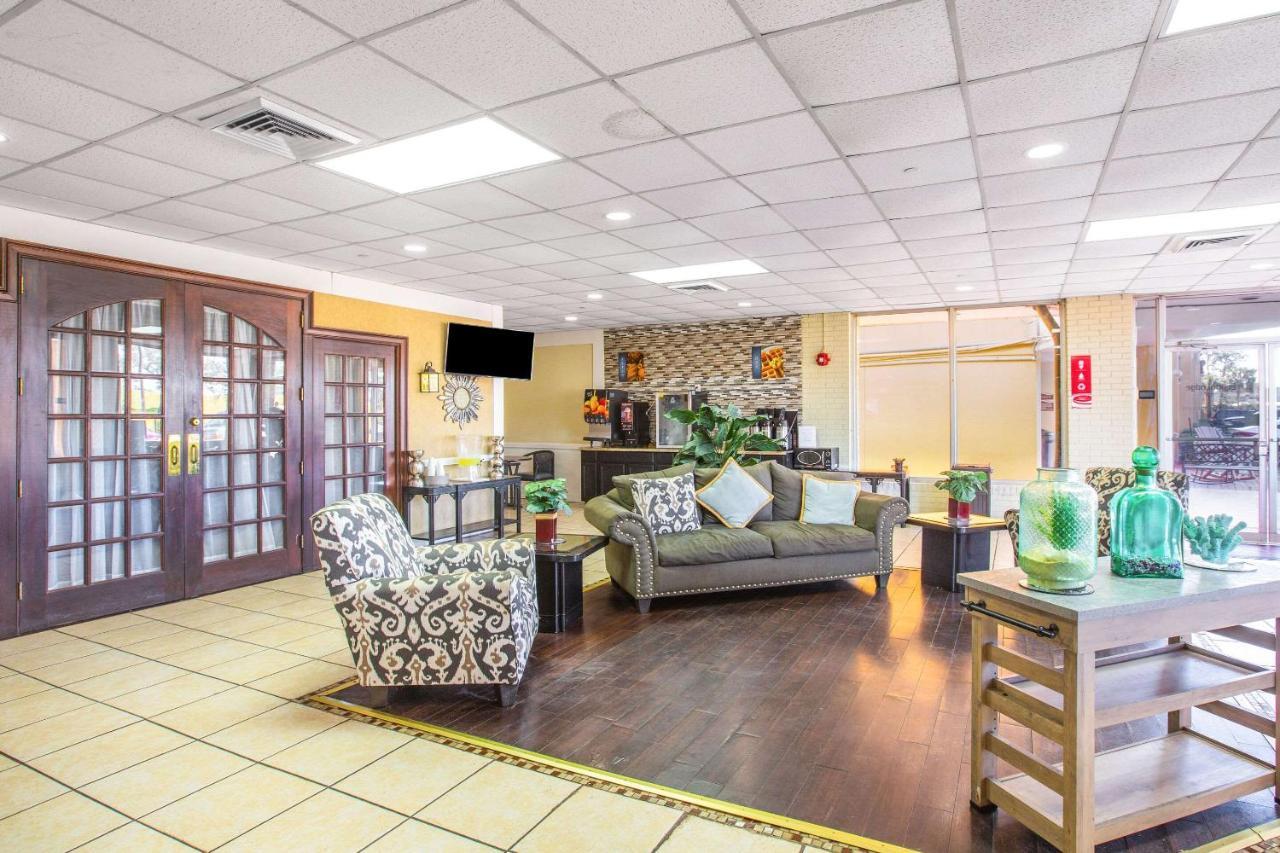 Econo Lodge Choice Hotels I 95 Savannah Gateway 24 Hour Fitness Center On Site Guest Laundry On Site Perkins Restaurant Georgetown Eksteriør billede