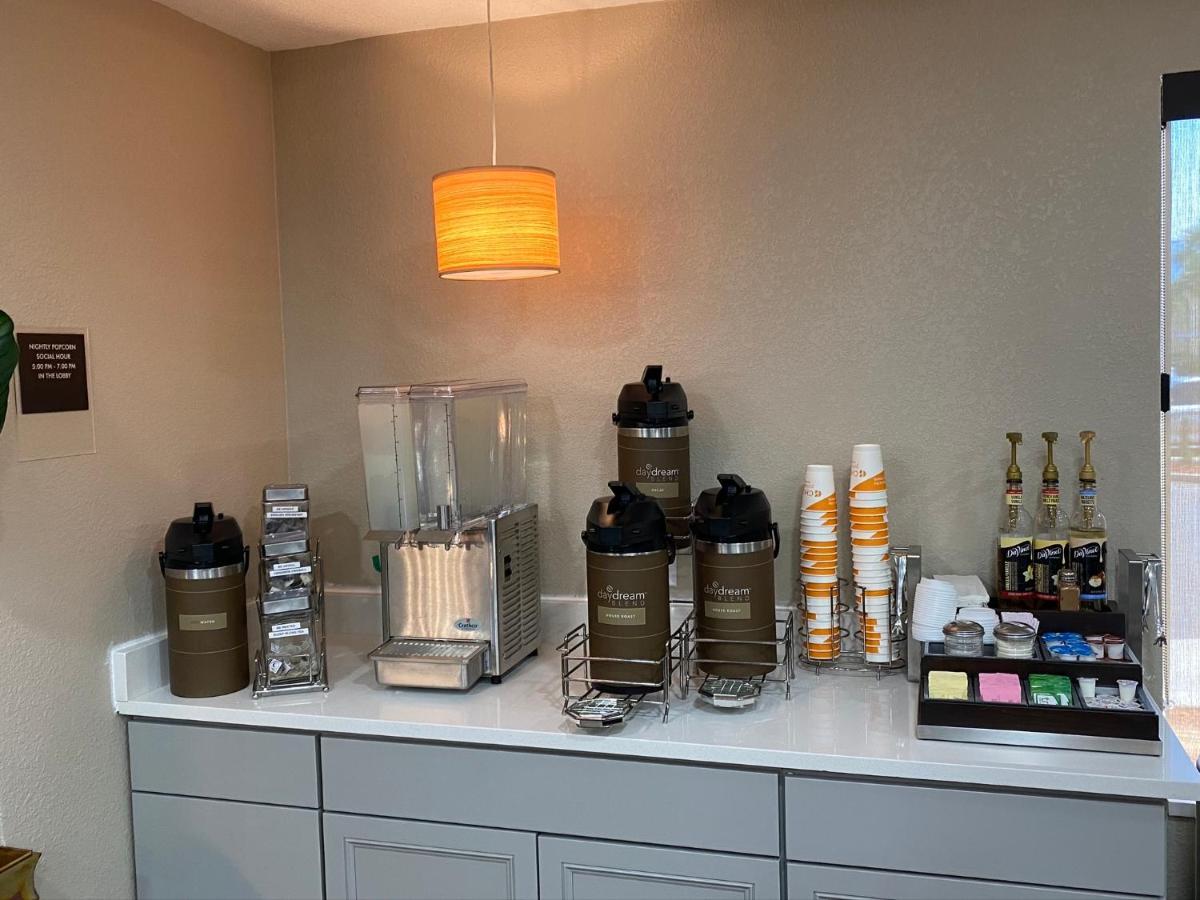 Econo Lodge Choice Hotels I 95 Savannah Gateway 24 Hour Fitness Center On Site Guest Laundry On Site Perkins Restaurant Georgetown Eksteriør billede